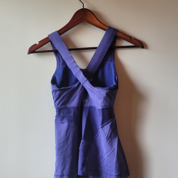 Lululemon criss cross tank - Picture 3 of 4